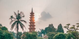 Hanoi Expat Guide: Discover Real Living Costs, Top Neighborhoods, and a Comparison with Ho Chi Minh City Tây Hồ, Hanoi, Vietnam