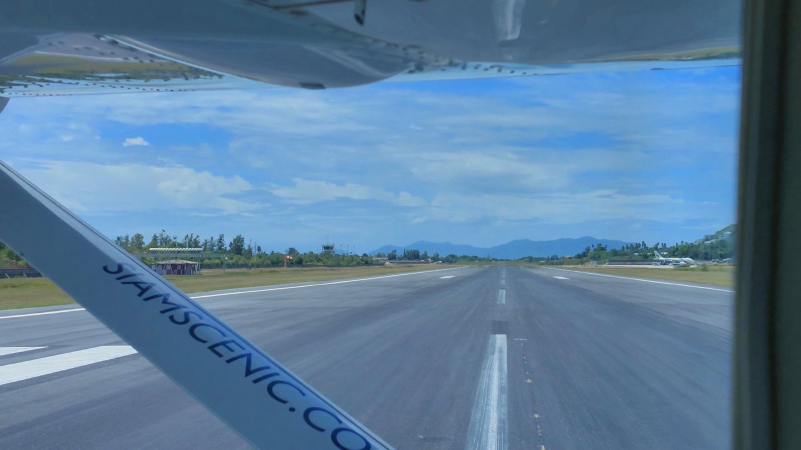 Touching down on the runway at Samui International Airport