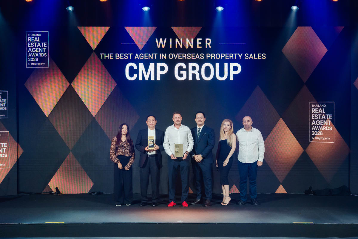 CMP Group receiving The Best Agent in Overseas Property Sales at the Thailand Real Estate Agent Awards 2026
