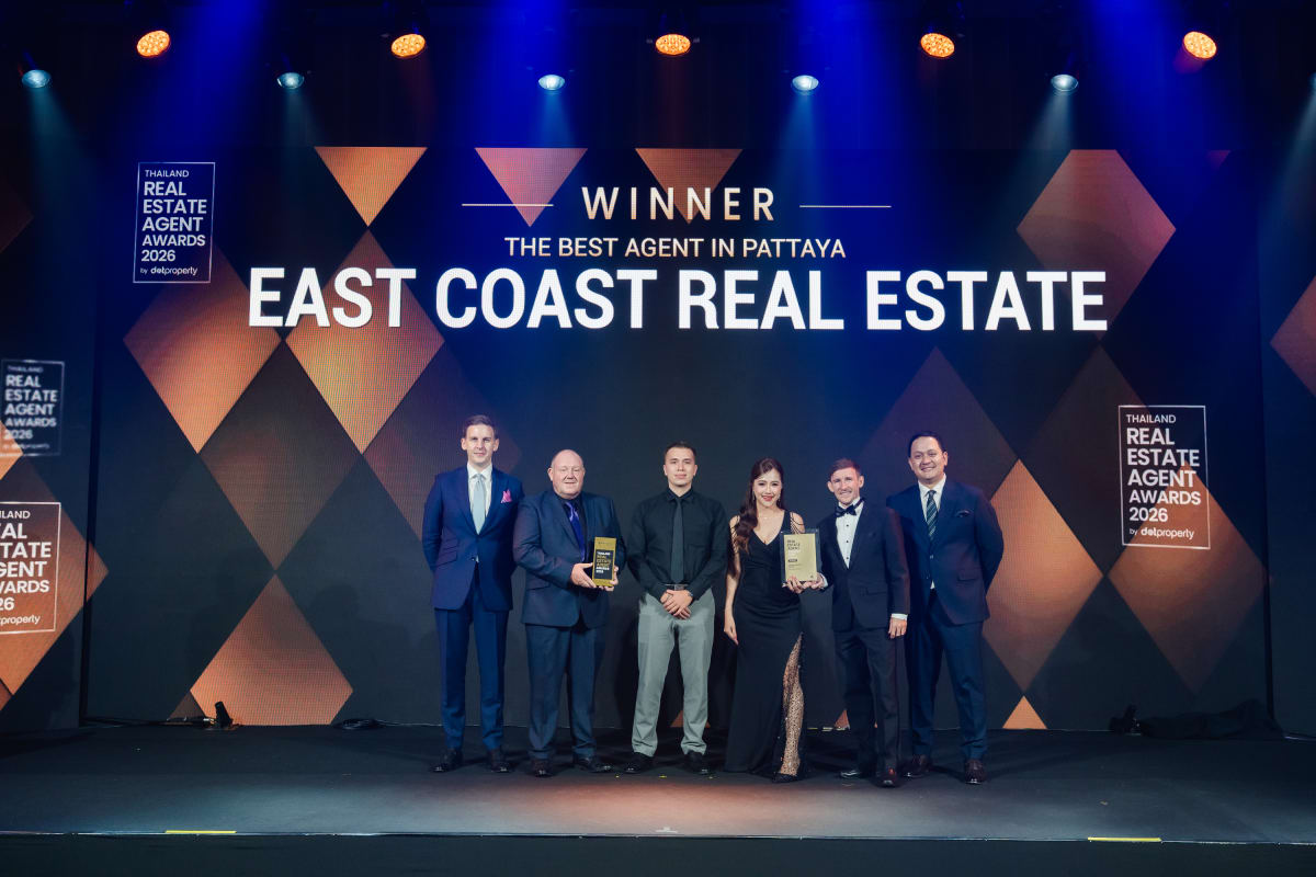 East Coast Real Estate receiving The Best Agent in Pattaya at the Thailand Real Estate Agent Awards 2026