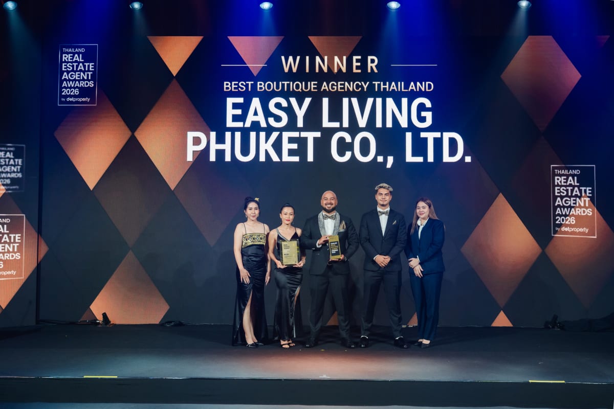 Easy Living Phuket Co., Ltd. receiving Best Boutique Agency Thailand at the Thailand Real Estate Agent Awards 2026